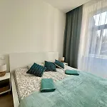 Mecset Design Apartment