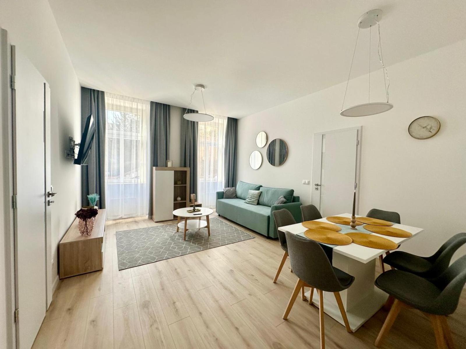 Mecset Design * Budapest