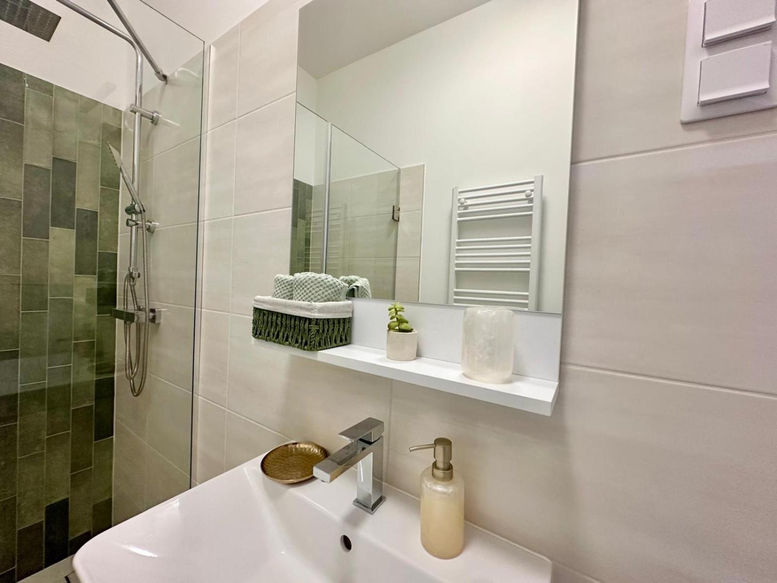 Apartment Mecset Design